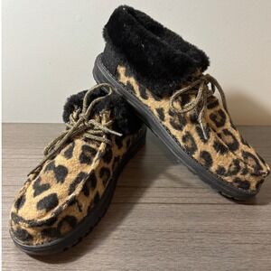 HeyDude Britt Women's Leo Nut Leopard Print Faux Fur Trim Bootie Sneakers Size 9